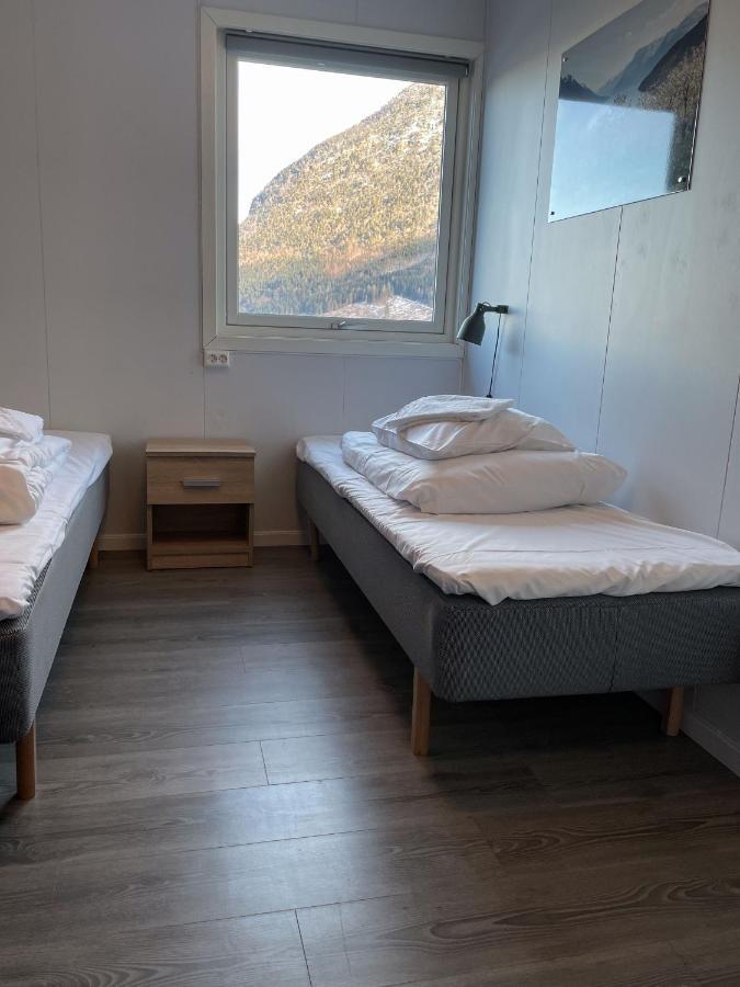 Hardangerpark As Hotel คินซาร์วิค ภายนอก รูปภาพ